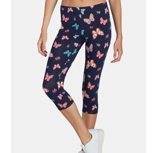 Butterfly Print Women's Capri Leggings.